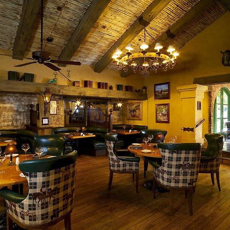 Harris Ranch Inn And Restaurant Huron Экстерьер фото